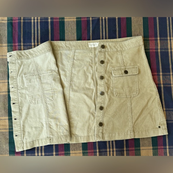 Element Eden Corduroy Button Down Mini Skirt - Picture 9 of 9